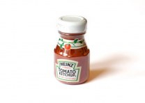 Yooz ketchup to remove tarnish from metal
